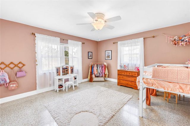 4039 ALBERCA WAY S, St Petersburg, FL 33712