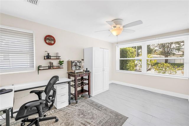 4039 ALBERCA WAY S, St Petersburg, FL 33712