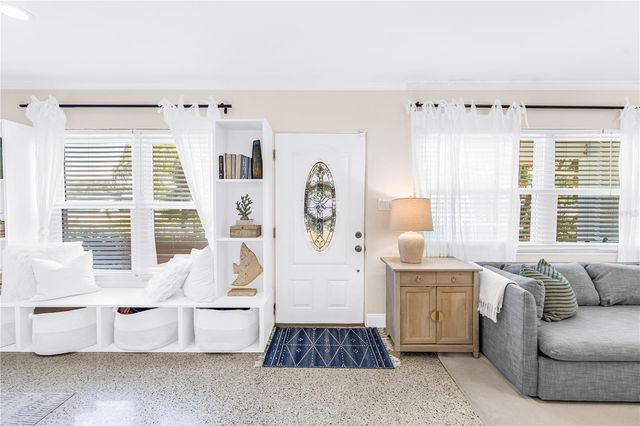 4039 ALBERCA WAY S, St Petersburg, FL 33712