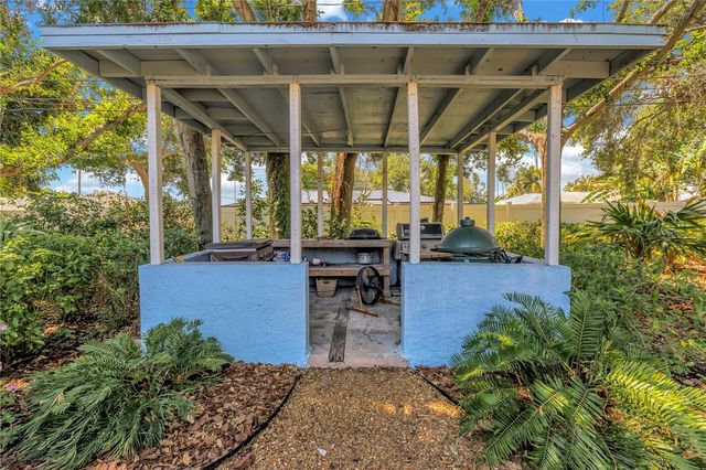 4039 ALBERCA WAY S, St Petersburg, FL 33712