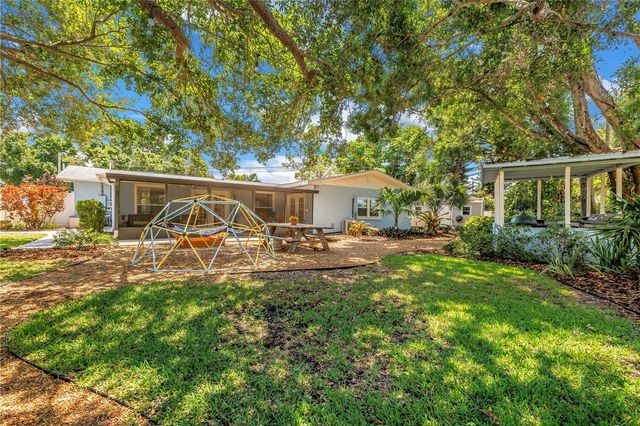 4039 ALBERCA WAY S, St Petersburg, FL 33712