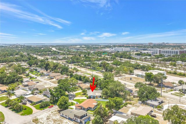 4039 ALBERCA WAY S, St Petersburg, FL 33712