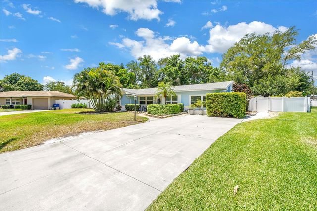 4039 ALBERCA WAY S, St Petersburg, FL 33712