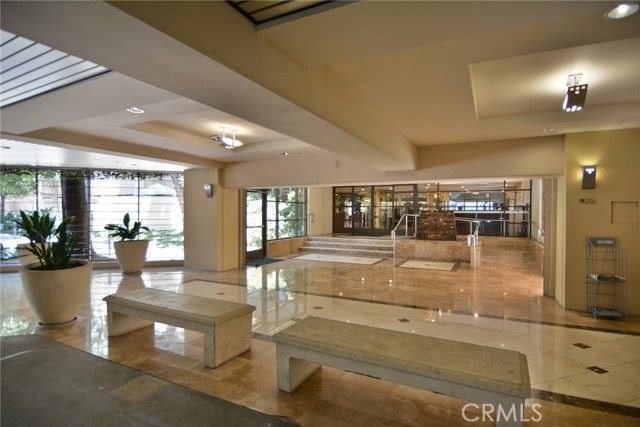 600 W 9th 1114, Los Angeles, CA 90015