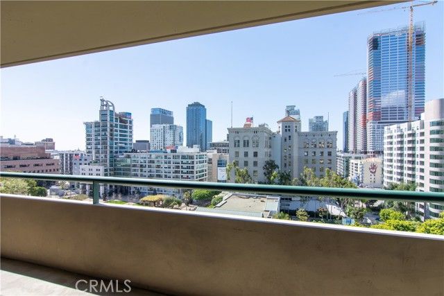 600 W 9th 1114, Los Angeles, CA 90015