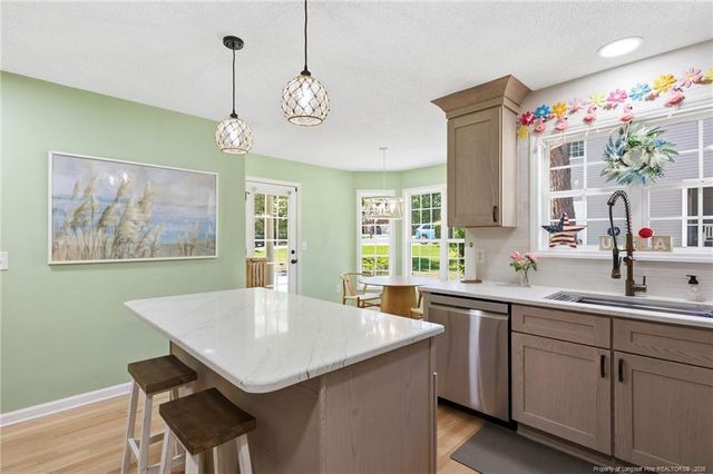 281 Pineridge Cove, Sanford, NC 27332