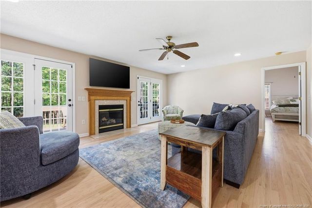 281 Pineridge Cove, Sanford, NC 27332