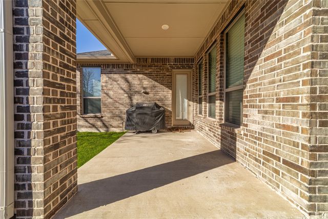 7905 Lewisville Lane, Mckinney, TX 75071