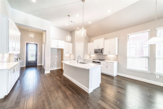 7905 Lewisville Lane, Mckinney, TX 75071