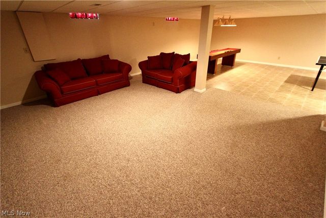 27242 Emerald Oval S, Olmsted Twp, OH 44138