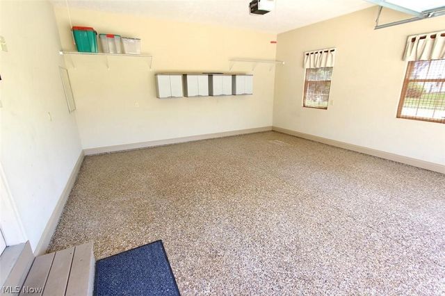 27242 Emerald Oval S, Olmsted Twp, OH 44138