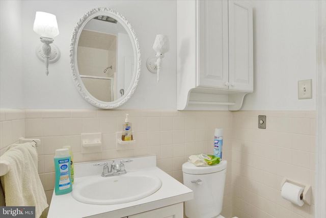 5 GREENWAY DR, Mechanicsburg, PA 17055