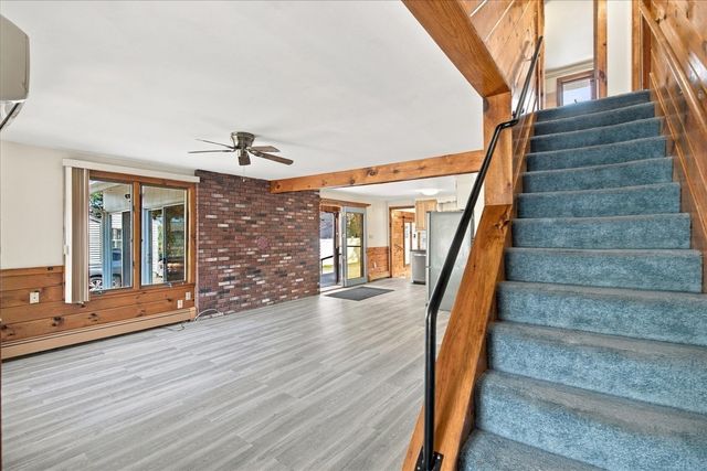 67 Ellsworth Dr, Falmouth, MA 02536