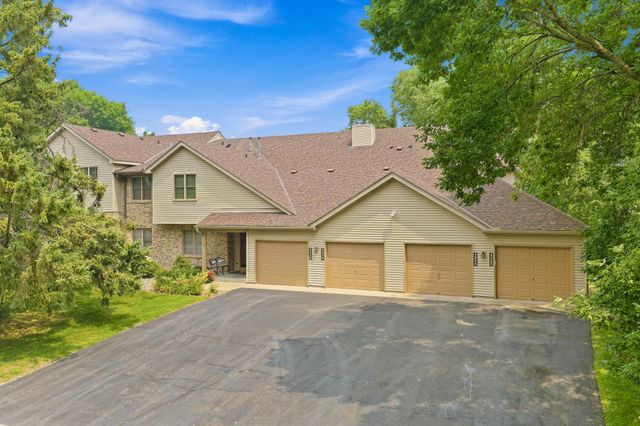 4254 Oakmede Lane 87B, White Bear Lake, MN 55110