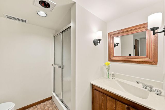 4254 Oakmede Lane 87B, White Bear Lake, MN 55110