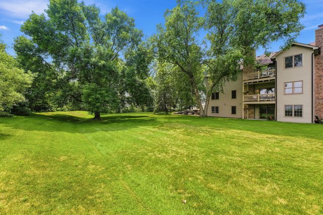 4254 Oakmede Lane 87B, White Bear Lake, MN 55110
