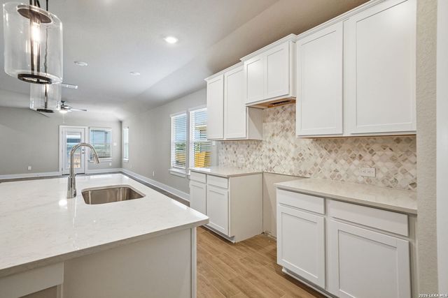 5424 Wrangler Way, Marion, TX 78124