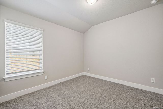 5424 Wrangler Way, Marion, TX 78124