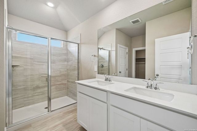 5424 Wrangler Way, Marion, TX 78124