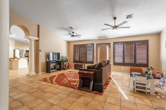 1958 S 37 Ave, Yuma, AZ 85364