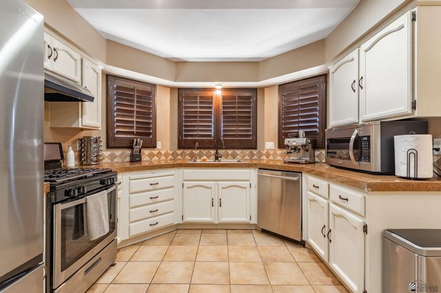 1958 S 37 Ave, Yuma, AZ 85364