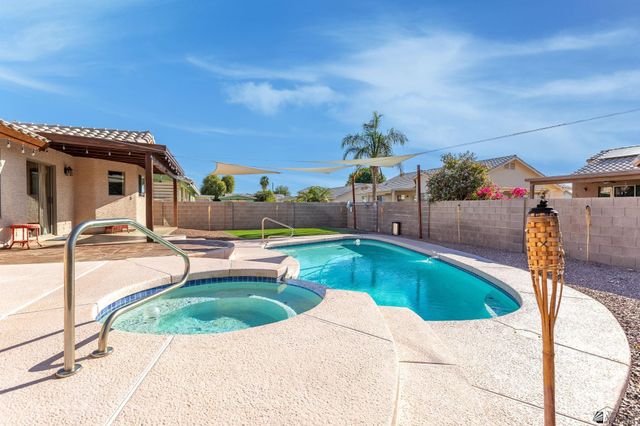 1958 S 37 Ave, Yuma, AZ 85364