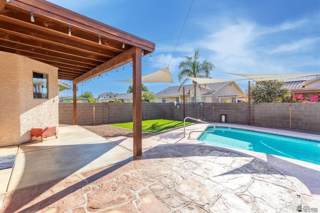 1958 S 37 Ave, Yuma, AZ 85364