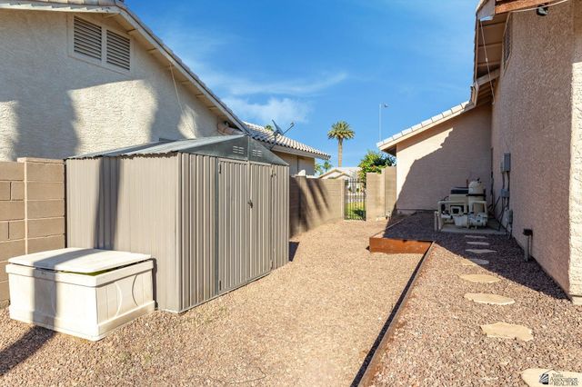 1958 S 37 Ave, Yuma, AZ 85364