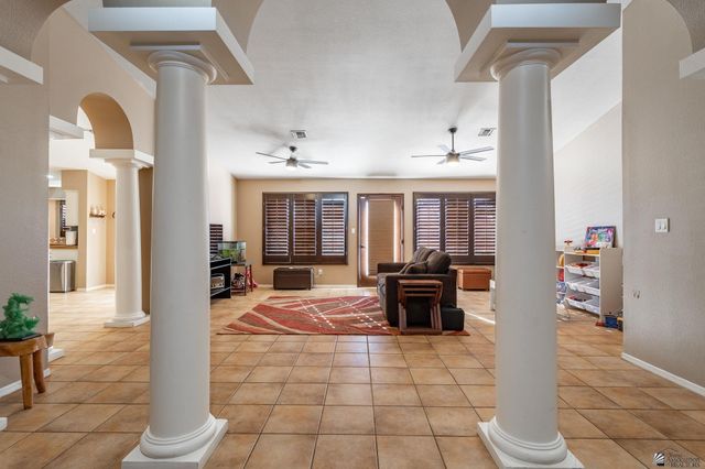 1958 S 37 Ave, Yuma, AZ 85364