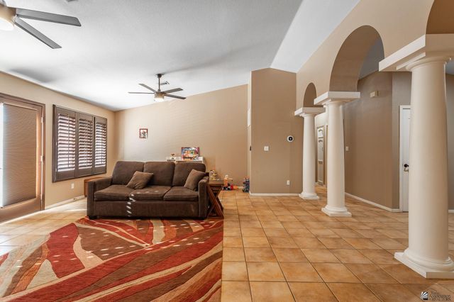 1958 S 37 Ave, Yuma, AZ 85364