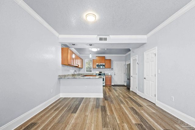 1020 N Hayne St 2, Pensacola, FL 32502