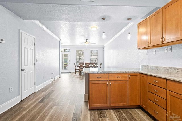 1020 N Hayne St 2, Pensacola, FL 32502