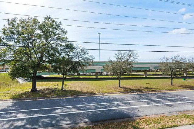 1020 N Hayne St 2, Pensacola, FL 32502