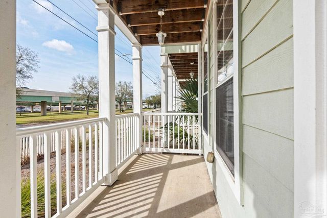 1020 N Hayne St 2, Pensacola, FL 32502