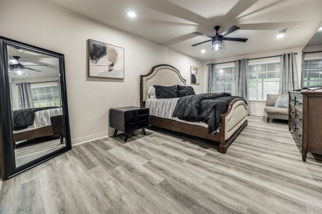 3304 Inwood Road, Dallas, TX 75235