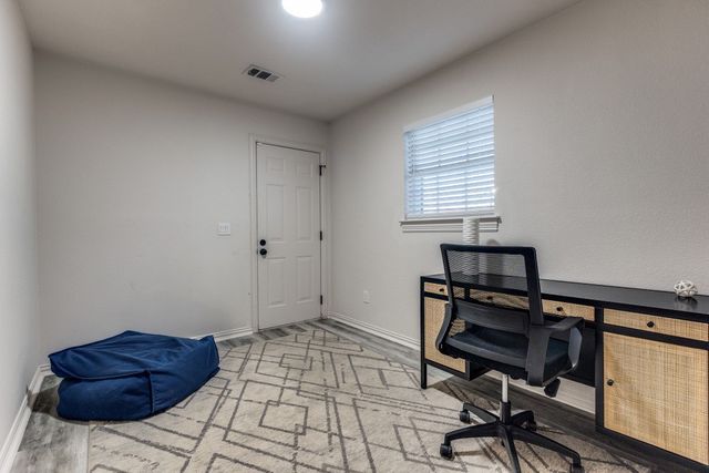 3304 Inwood Road, Dallas, TX 75235