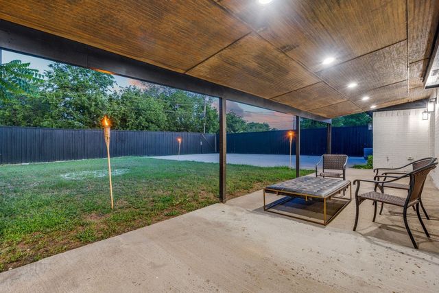3304 Inwood Road, Dallas, TX 75235