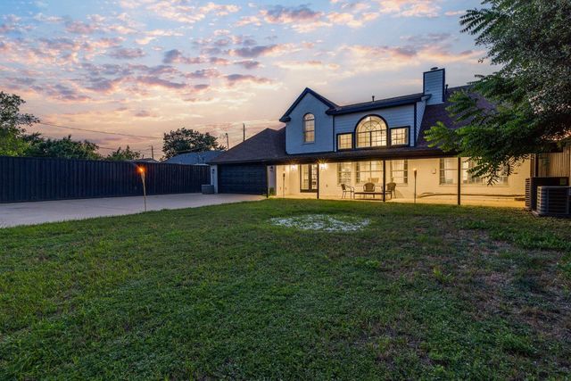 3304 Inwood Road, Dallas, TX 75235