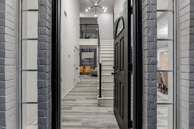 3304 Inwood Road, Dallas, TX 75235