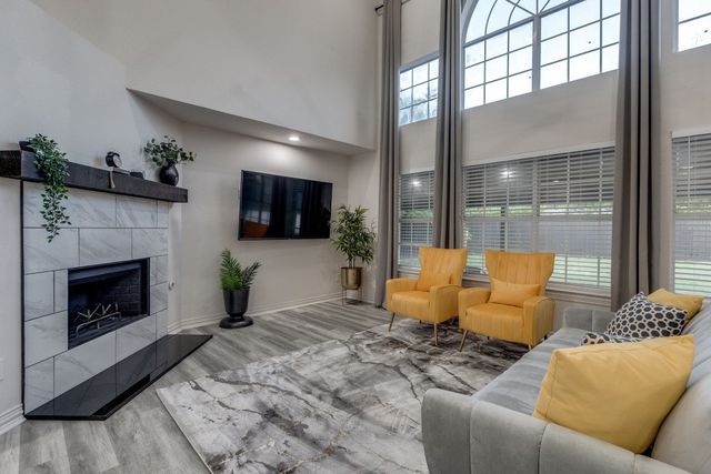 3304 Inwood Road, Dallas, TX 75235