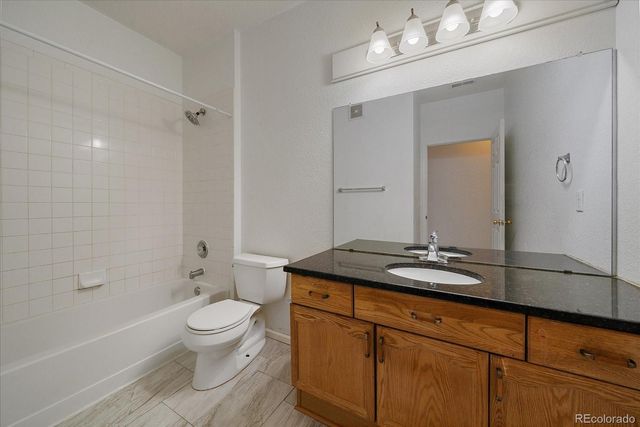 14221 E 1st Drive 206, Aurora, CO 80011