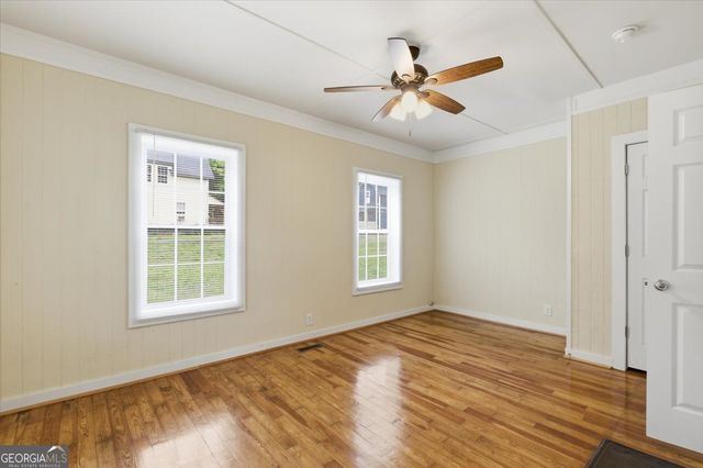 305 Grove Avenue SE, Lindale, GA 30147