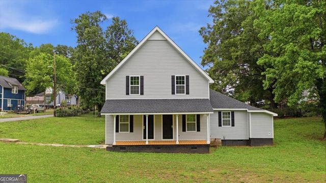 305 Grove Avenue SE, Lindale, GA 30147