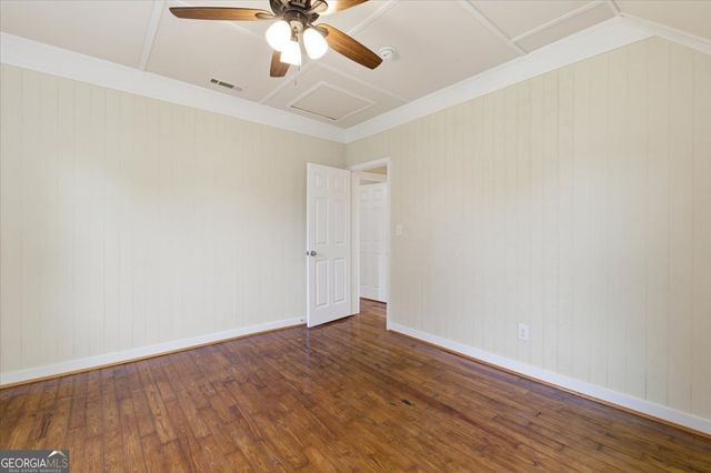 305 Grove Avenue SE, Lindale, GA 30147