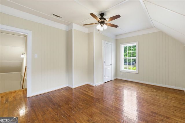 305 Grove Avenue SE, Lindale, GA 30147