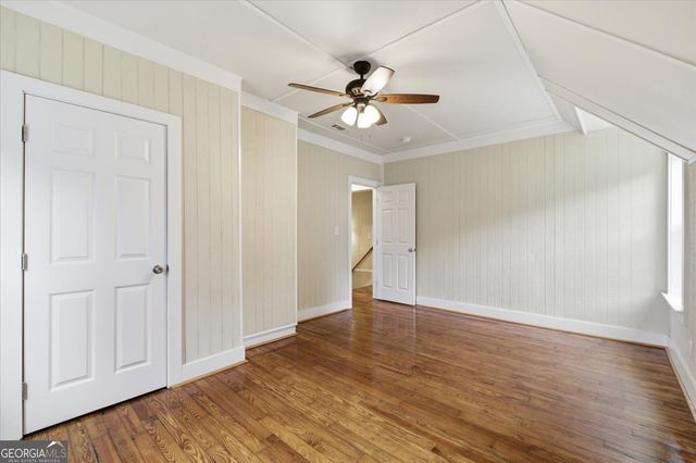 305 Grove Avenue SE, Lindale, GA 30147