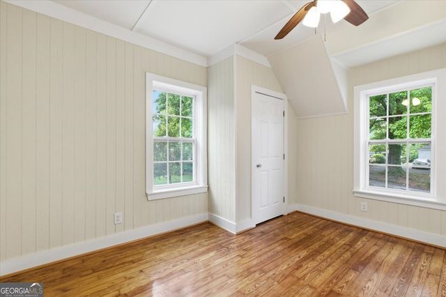 305 Grove Avenue SE, Lindale, GA 30147