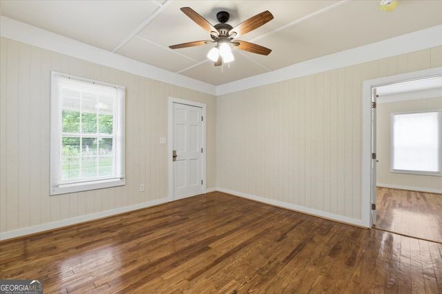 305 Grove Avenue SE, Lindale, GA 30147