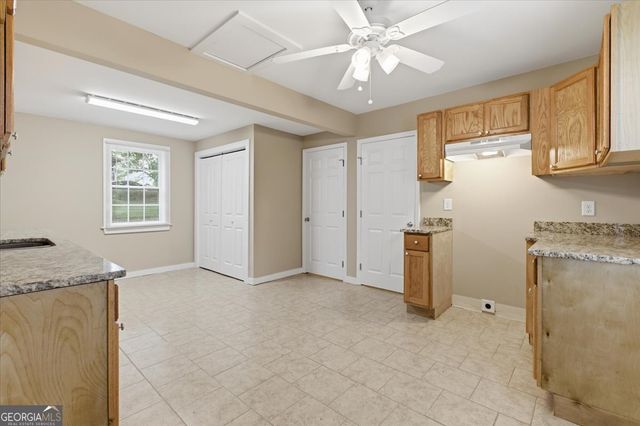 305 Grove Avenue SE, Lindale, GA 30147
