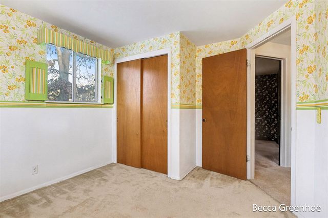 4791 Westgate Drive, Comstock Park, MI 49321